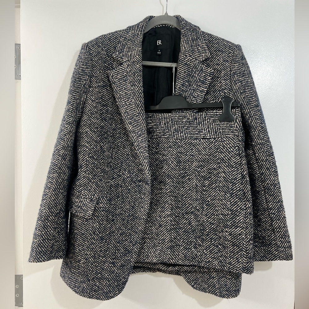 Banana Republic Black and White Herringbone Suit